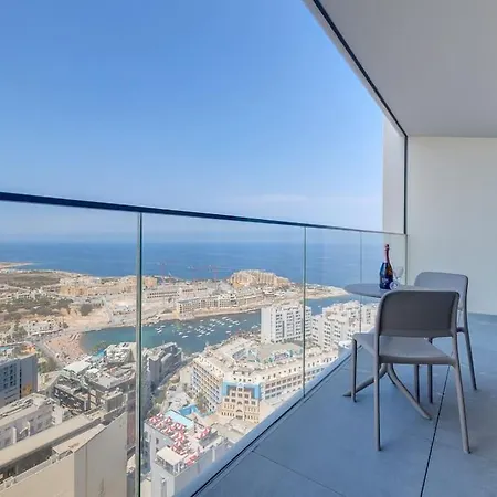 Superlative Skyline Apartment, Mercury Tower Appartamento
