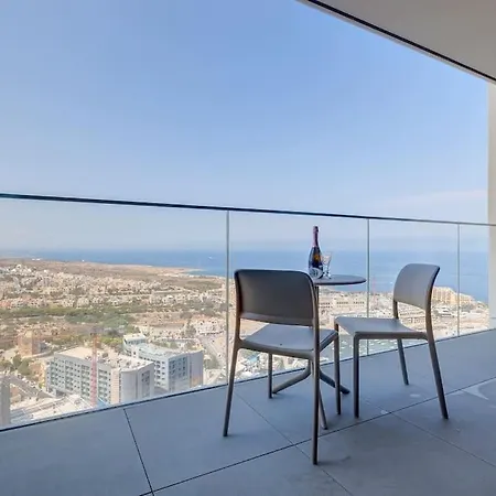 Superlative Skyline Apartment, Mercury Tower * San Giuliano